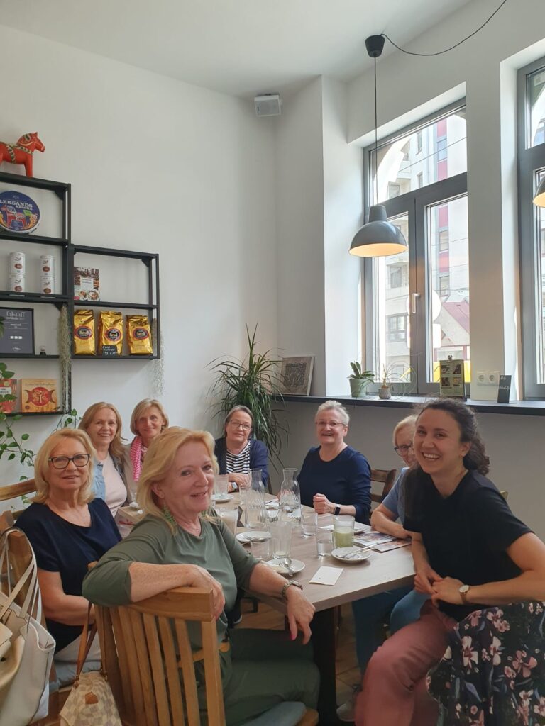Yoga mit Sahne